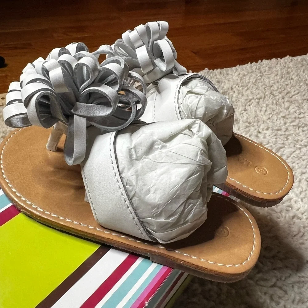 GIRLS L’AMOUR SLIDE ON SANDALS SIZE 8